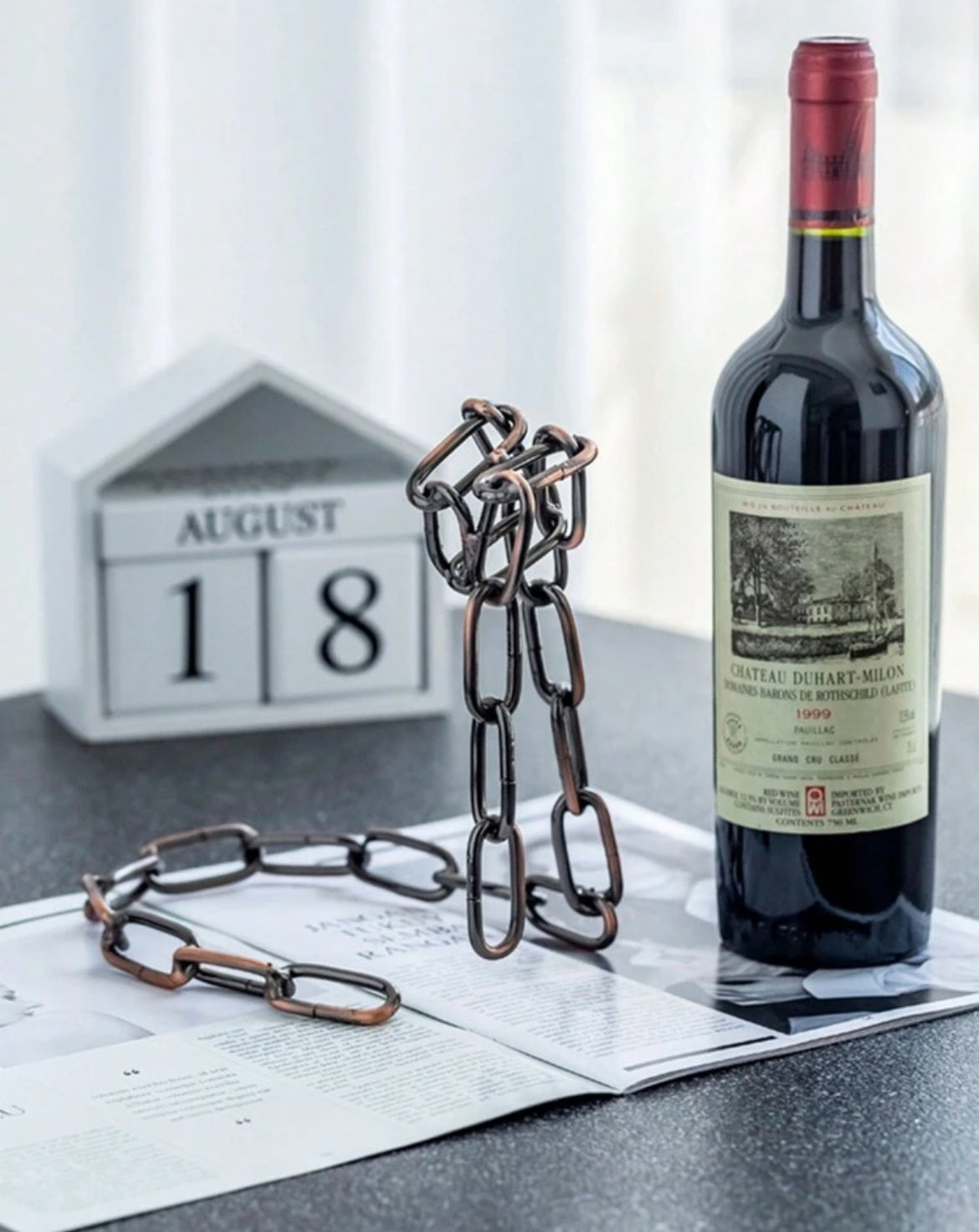 CHAIN wine holder